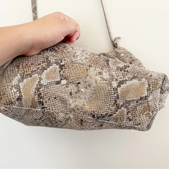 Free People Snake Print Echo Clutch Shoulder Bag - Picture 3 of 7